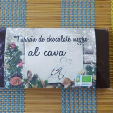 Turrón de chocolate negro al cava